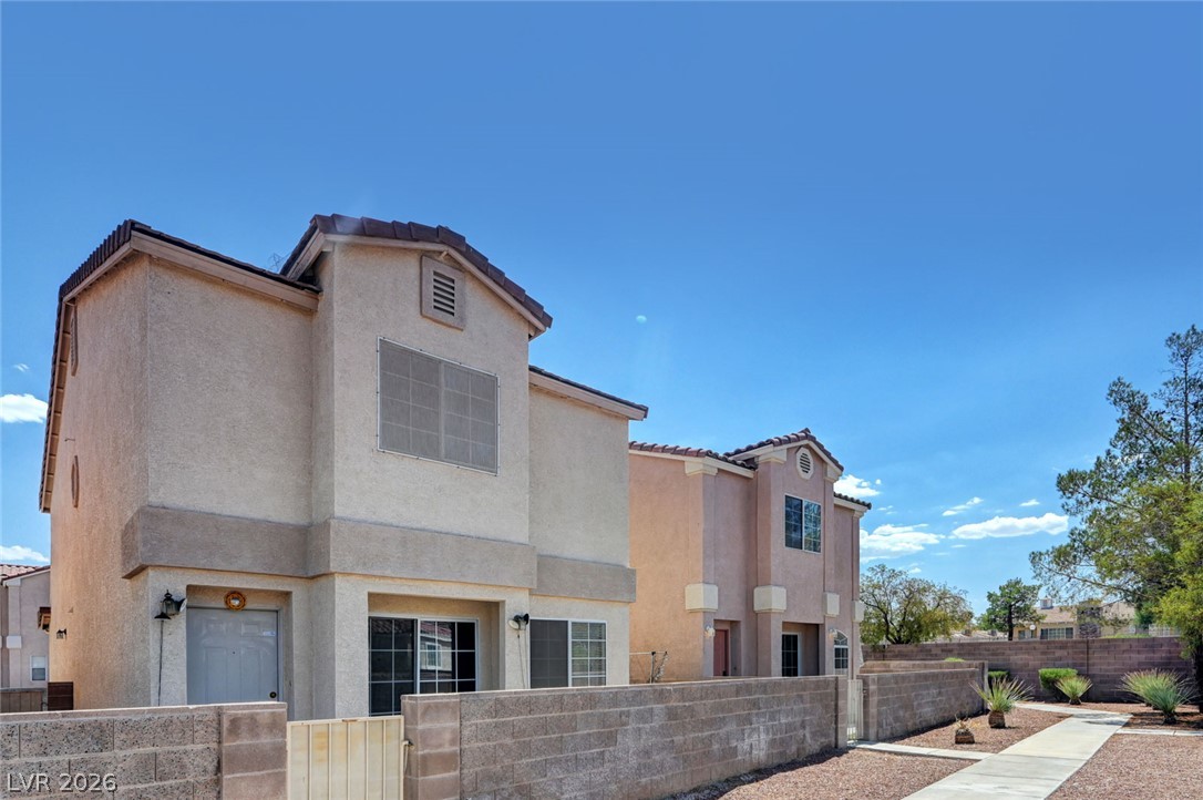 6086 Sunken River Trail Las Vegas NV 89118