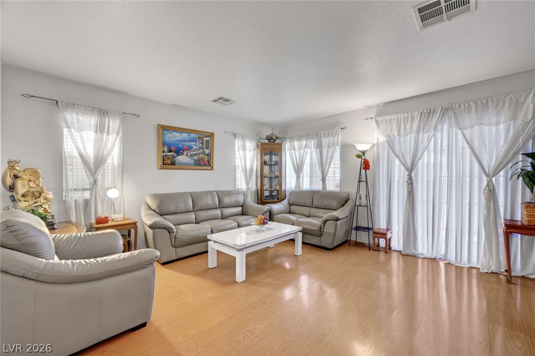 6086 Sunken River Trail Las Vegas NV 89118