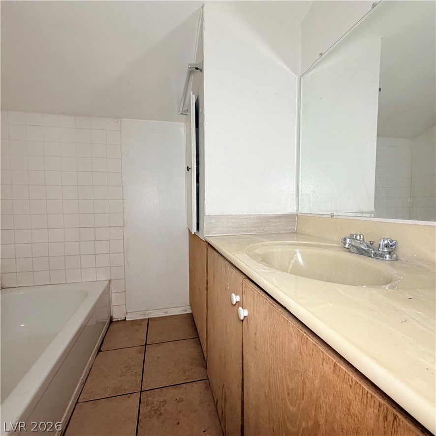 5216 Doe Avenue Las Vegas NV 89146