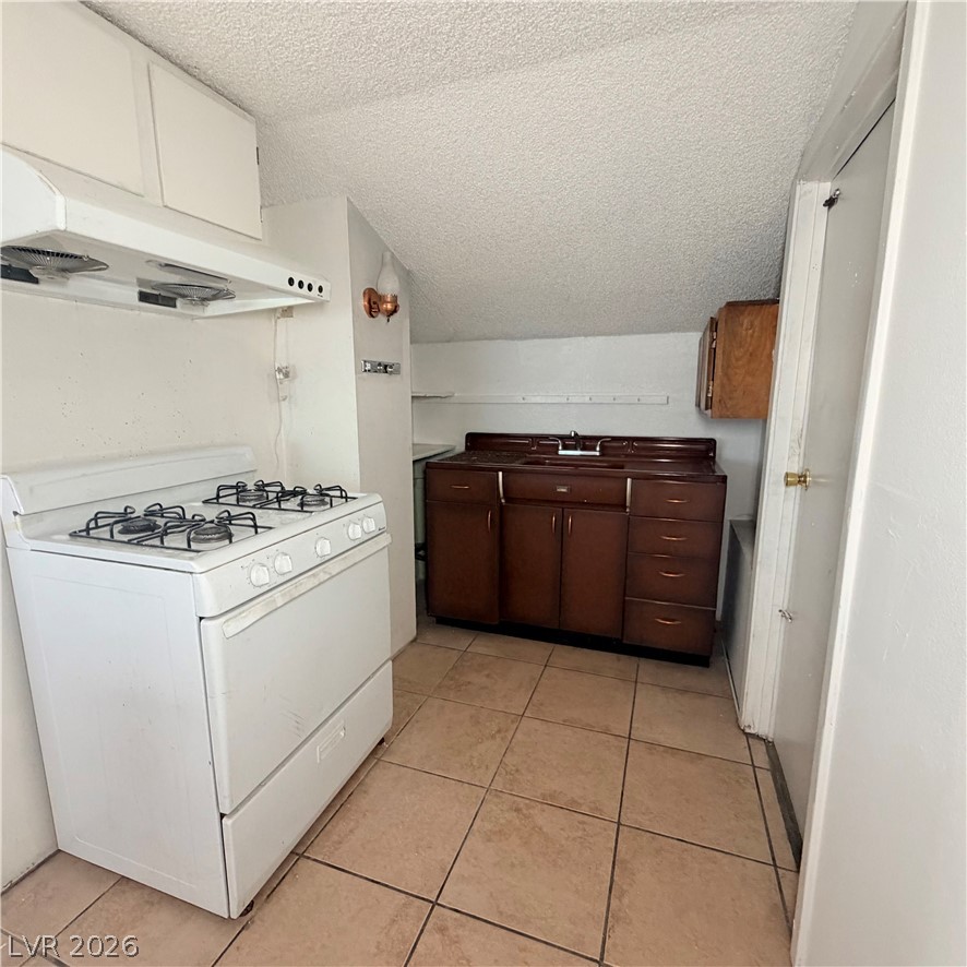 5216 Doe Avenue Las Vegas NV 89146