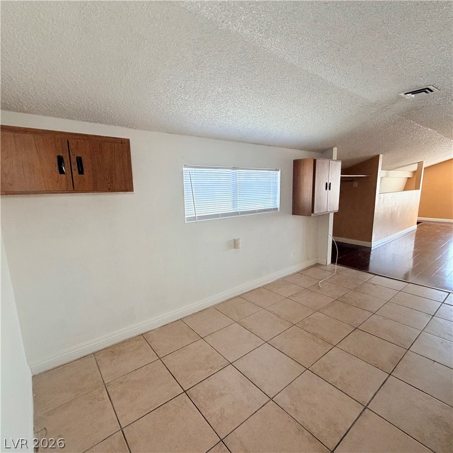 5216 Doe Avenue Las Vegas NV 89146
