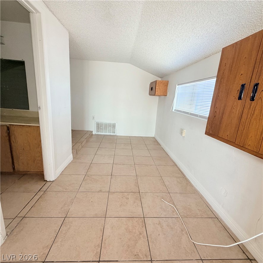5216 Doe Avenue Las Vegas NV 89146
