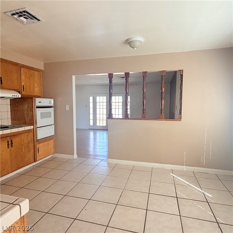 5216 Doe Avenue Las Vegas NV 89146