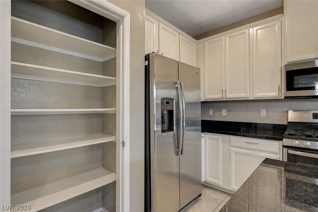 8591 Insignia Avenue 104 Las Vegas NV 89178