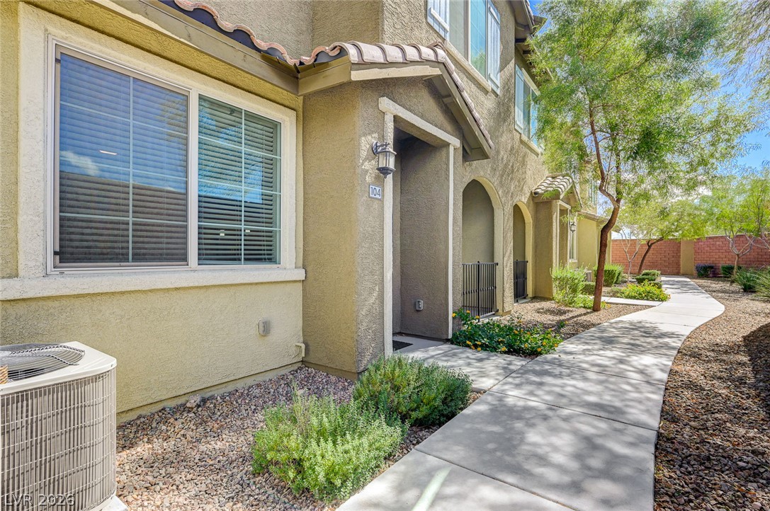 8591 Insignia Avenue 104 Las Vegas NV 89178