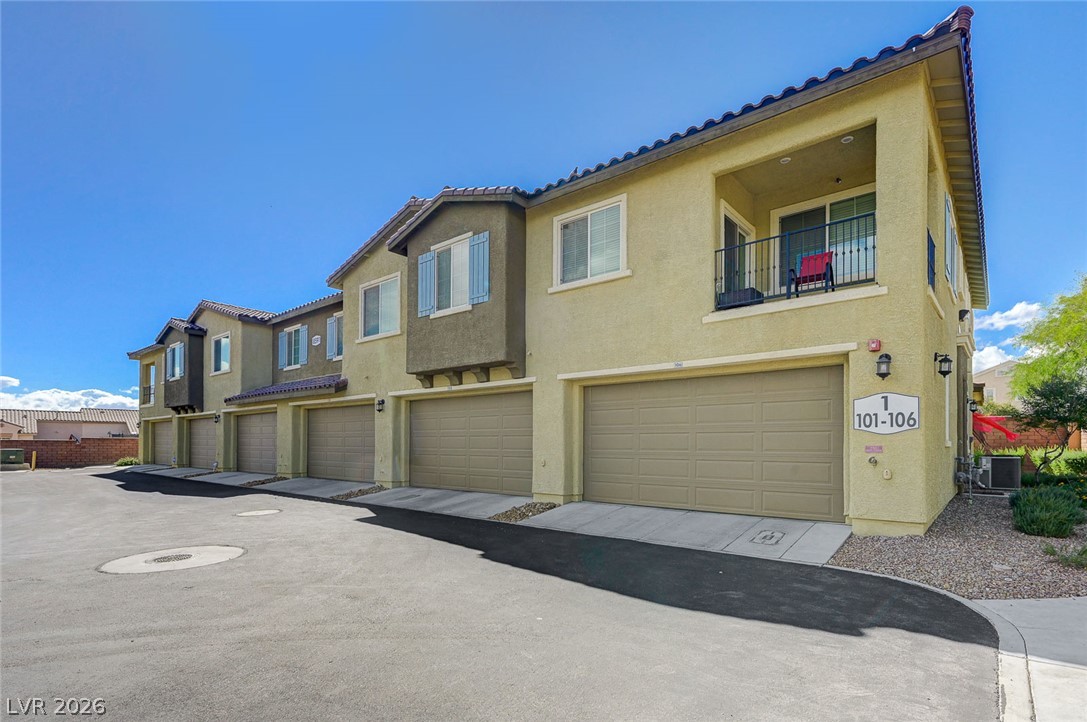 8591 Insignia Avenue 104 Las Vegas NV 89178