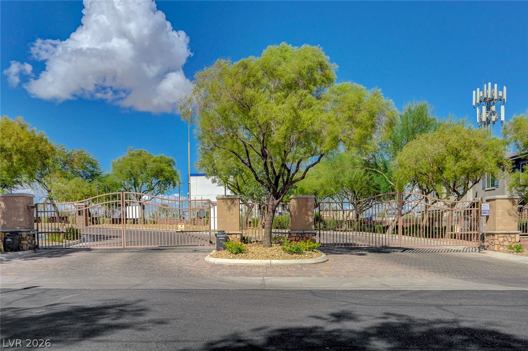 8591 Insignia Avenue 104 Las Vegas NV 89178