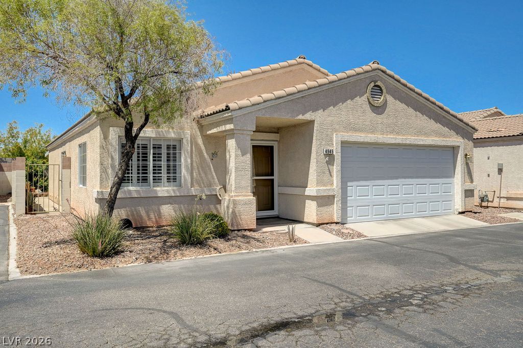 4945 Mascaro Drive Las Vegas NV 89122