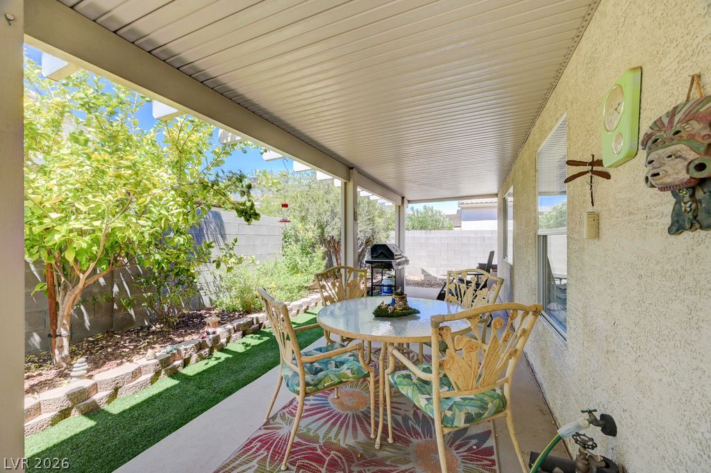 4945 Mascaro Drive Las Vegas NV 89122