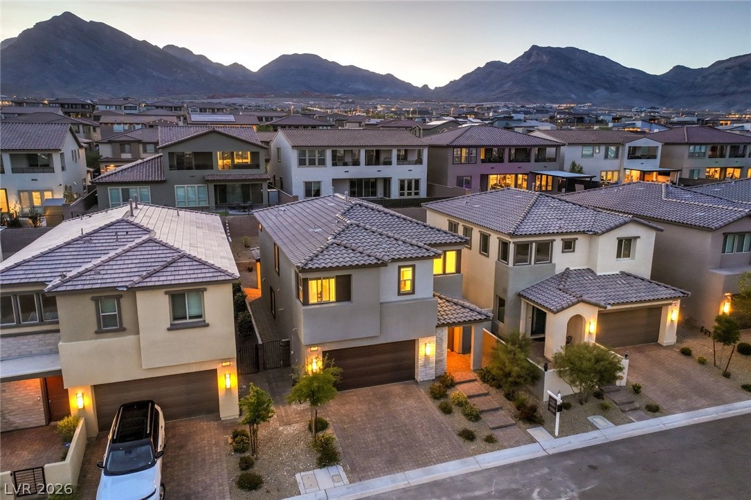 175 Medianoche Street Las Vegas NV 89138