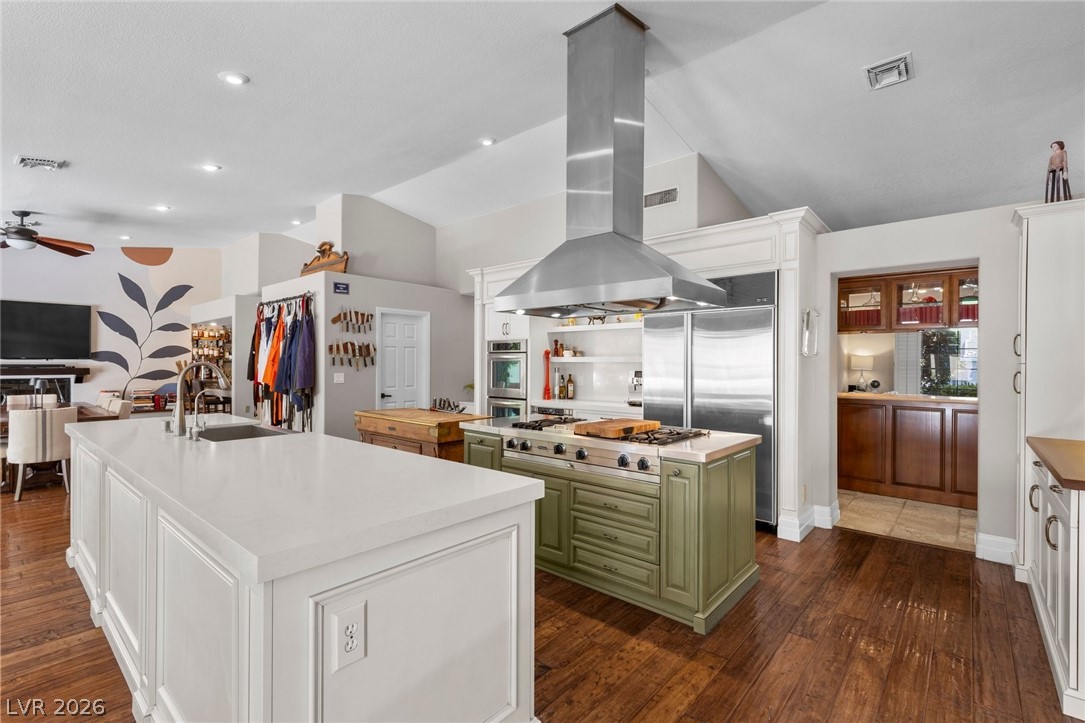 2222 Versailles Court Henderson NV 89074