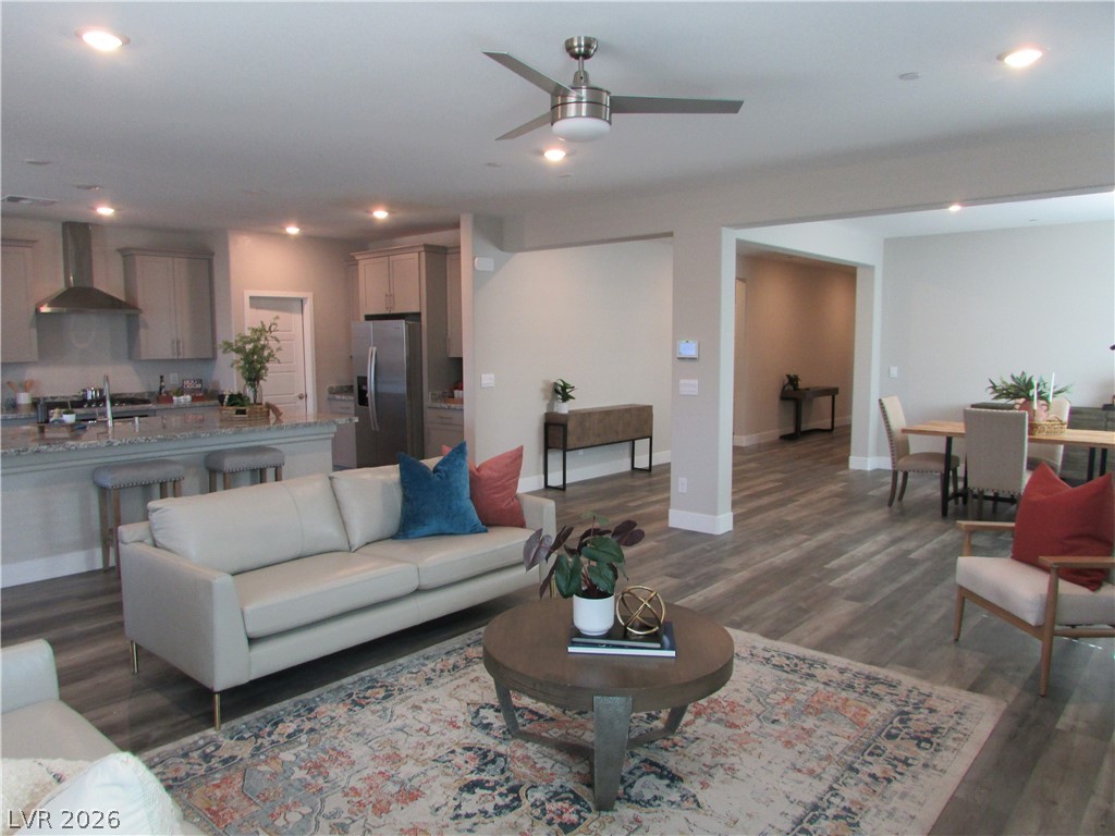 513 Chestnut Falcon Street Henderson NV 89011