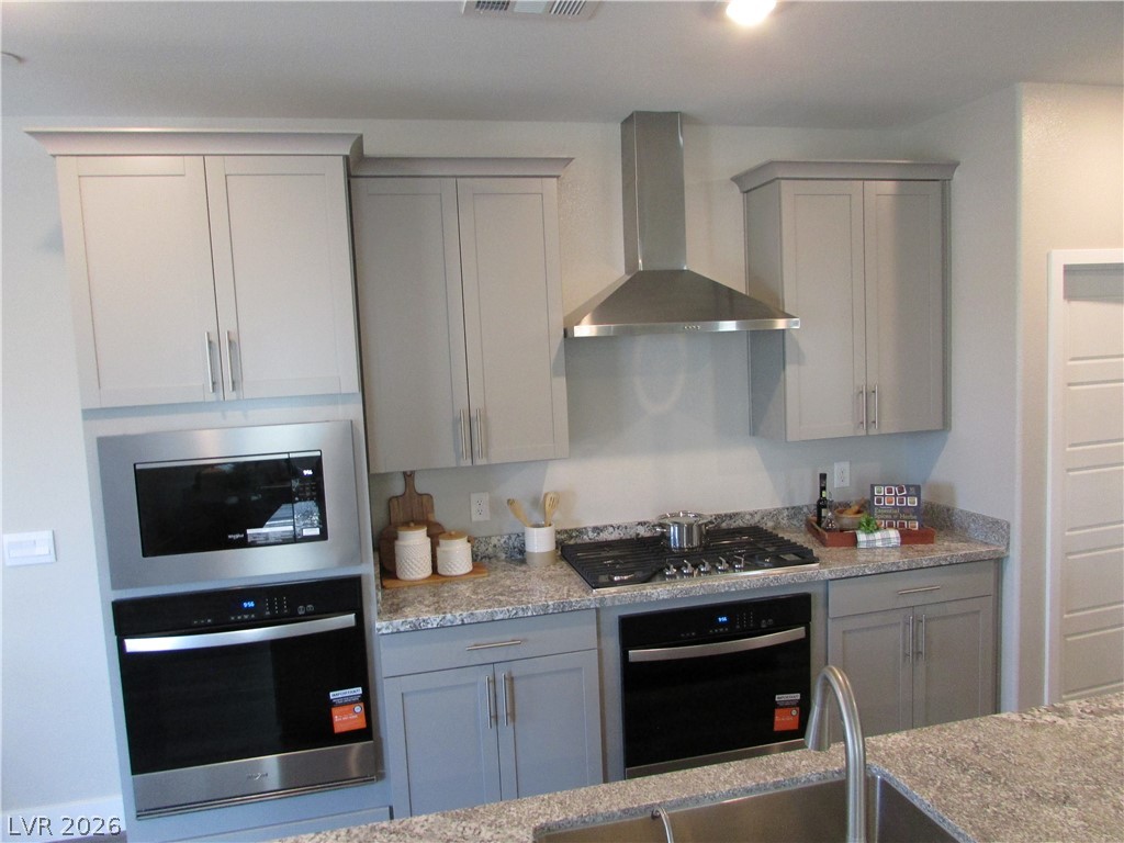 513 Chestnut Falcon Street Henderson NV 89011