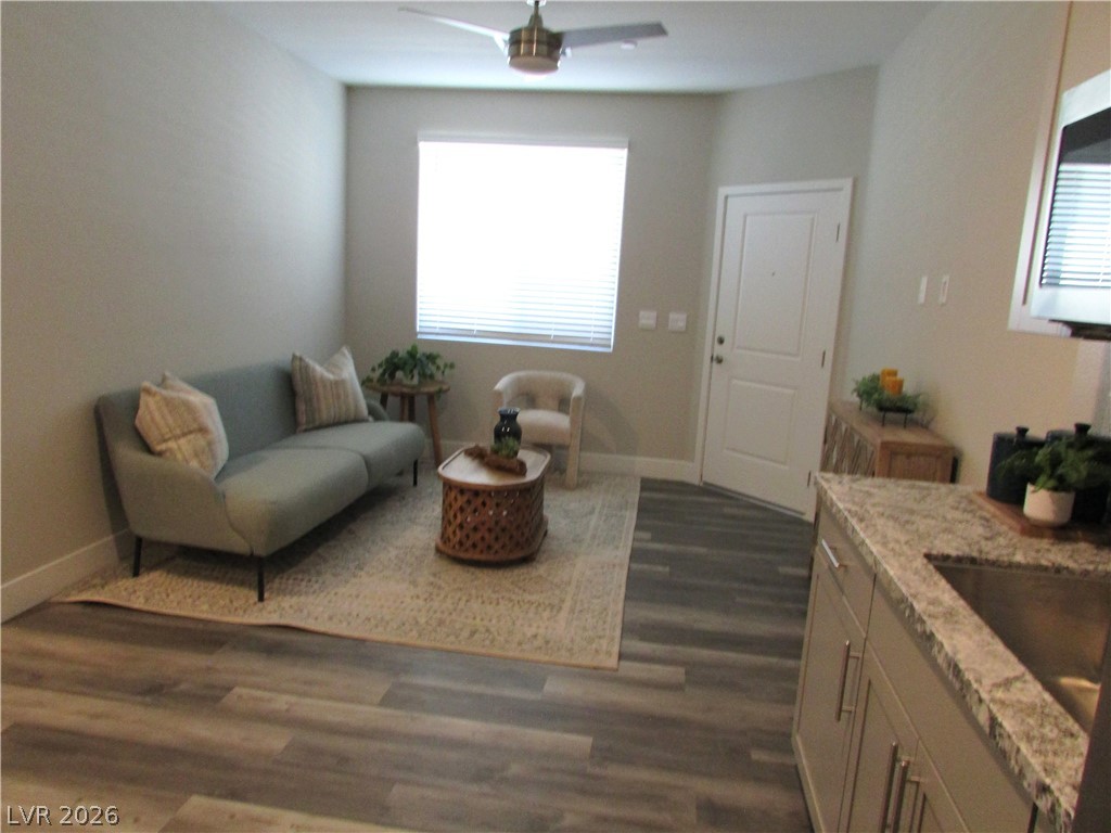 513 Chestnut Falcon Street Henderson NV 89011