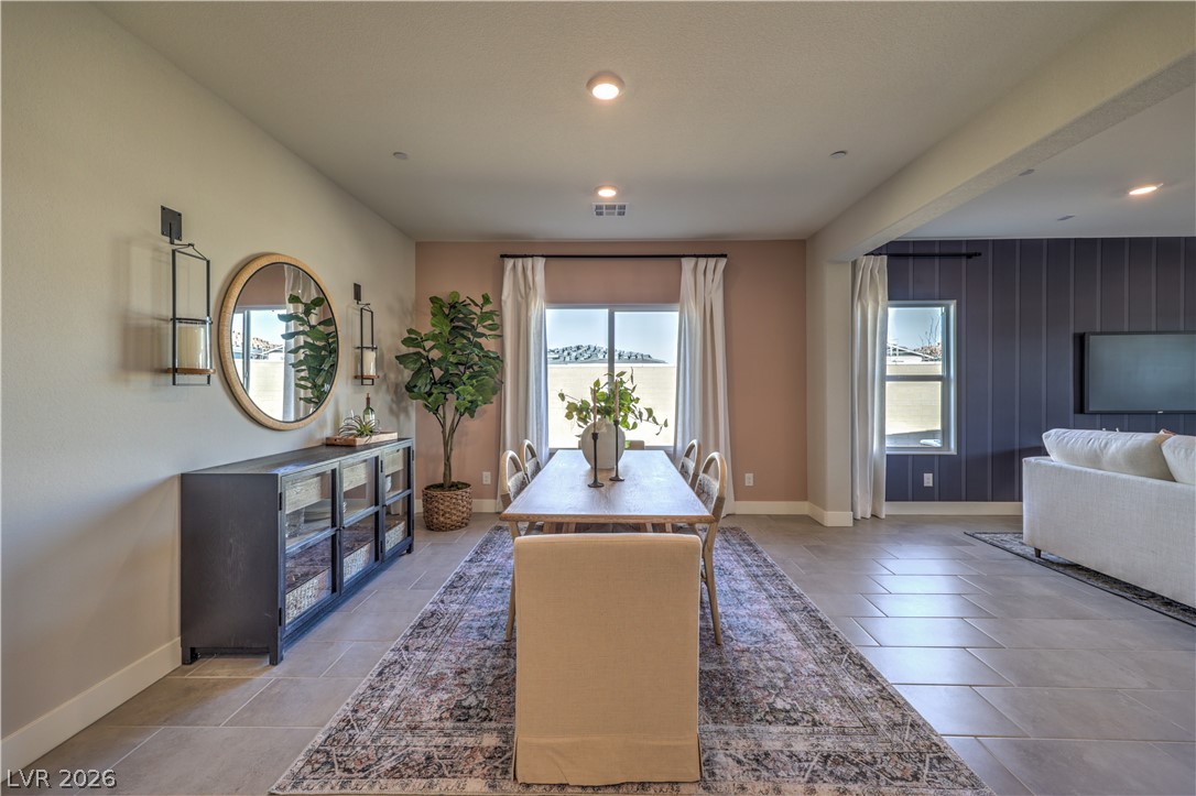 513 Chestnut Falcon Street Henderson NV 89011