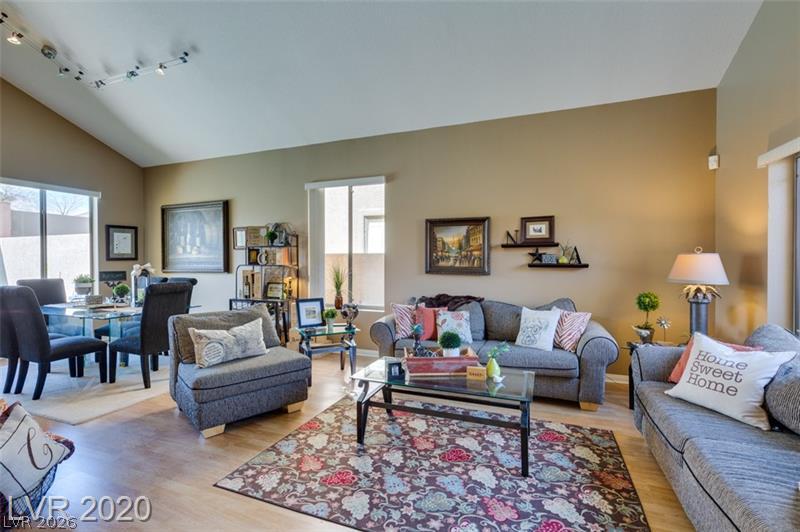 813 White Falcon Street Las Vegas NV 89144