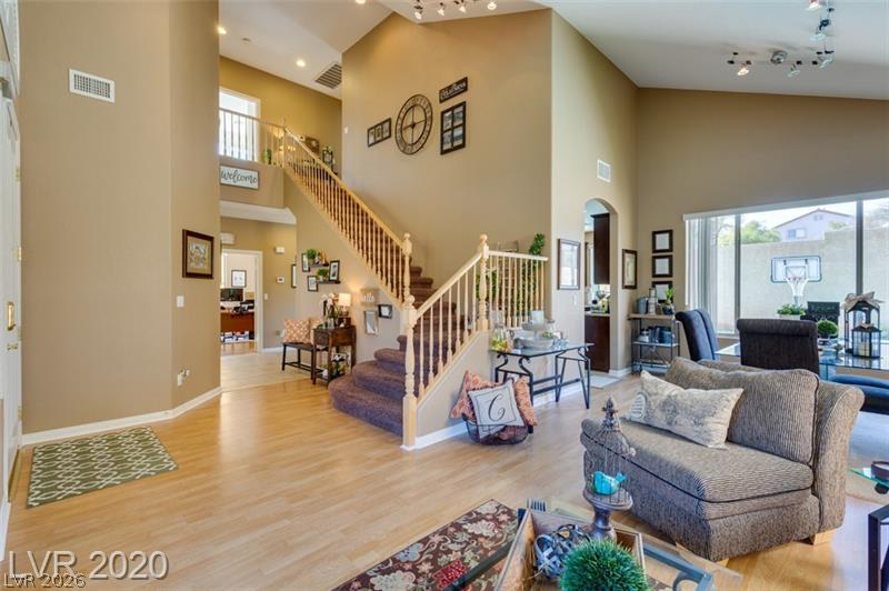 813 White Falcon Street Las Vegas NV 89144