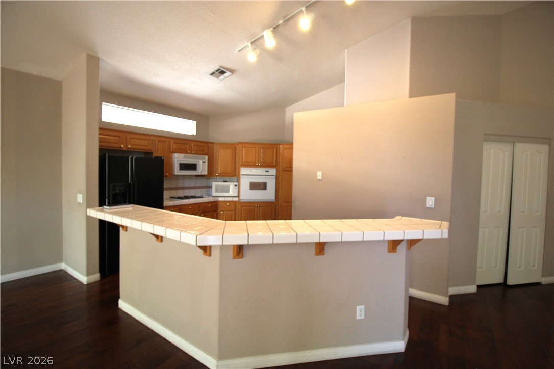 2146 Eaglepath Circle Henderson NV 89074