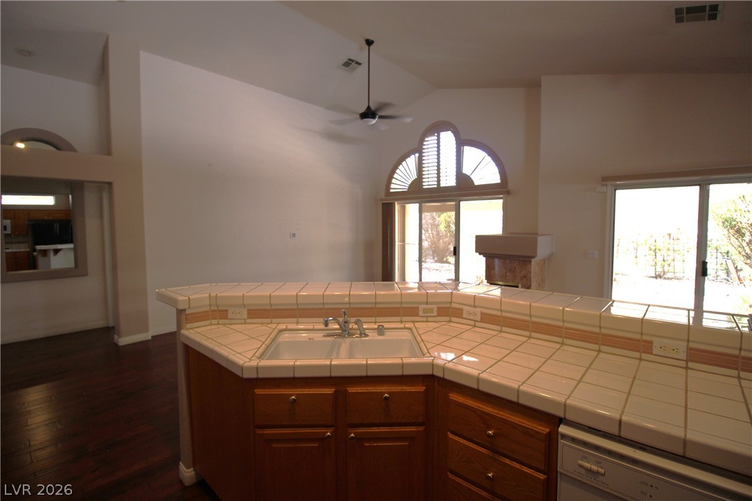 2146 Eaglepath Circle Henderson NV 89074
