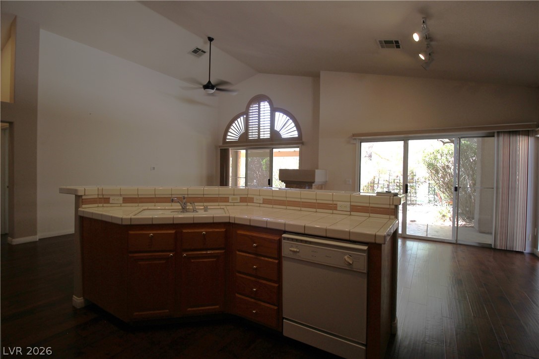 2146 Eaglepath Circle Henderson NV 89074