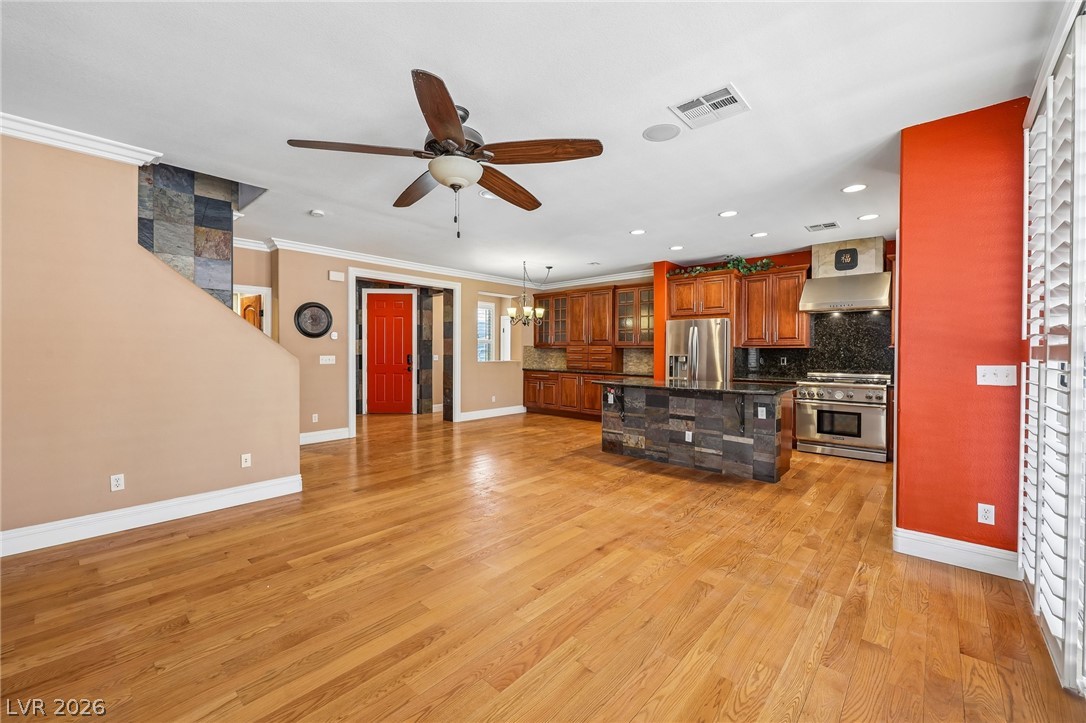 2816 Big Mountain Avenue North Las Vegas NV 89081