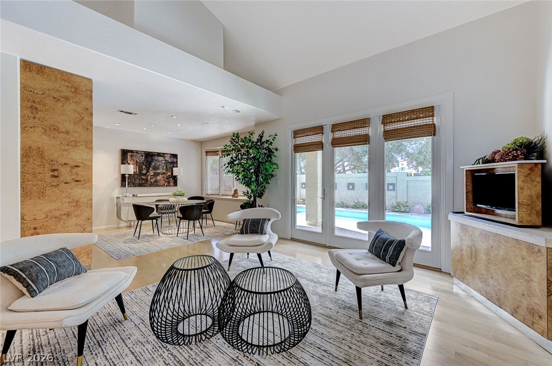 8121 Castle Pines Avenue Las Vegas NV 89113