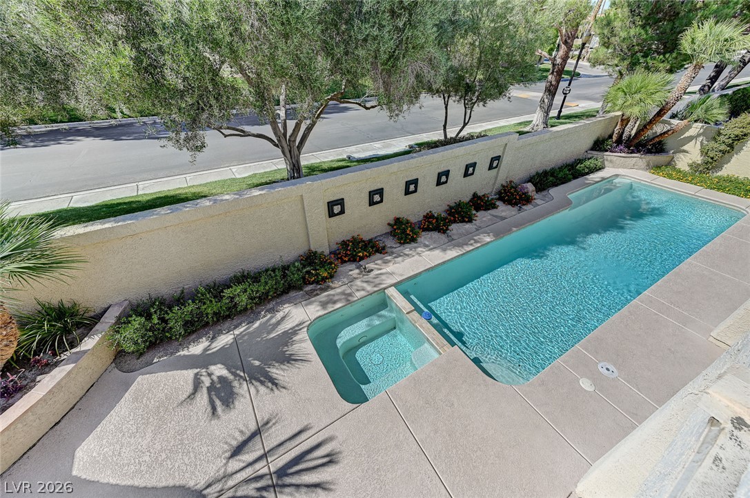 8121 Castle Pines Avenue Las Vegas NV 89113