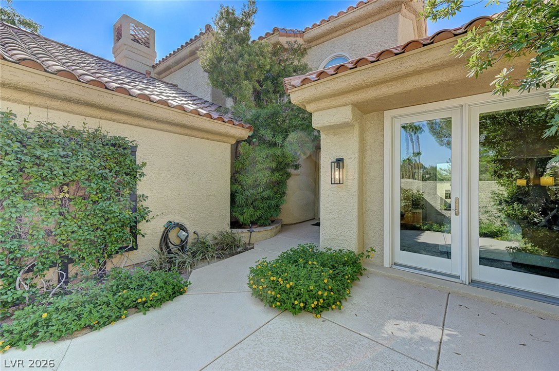 8121 Castle Pines Avenue Las Vegas NV 89113
