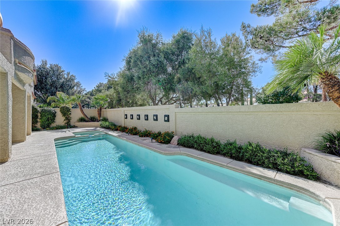 8121 Castle Pines Avenue Las Vegas NV 89113