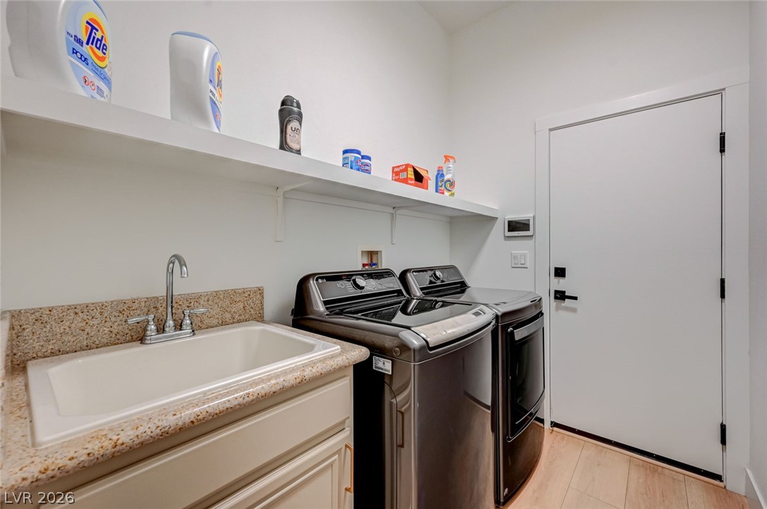 1854 Taylorville Street Las Vegas NV 89135