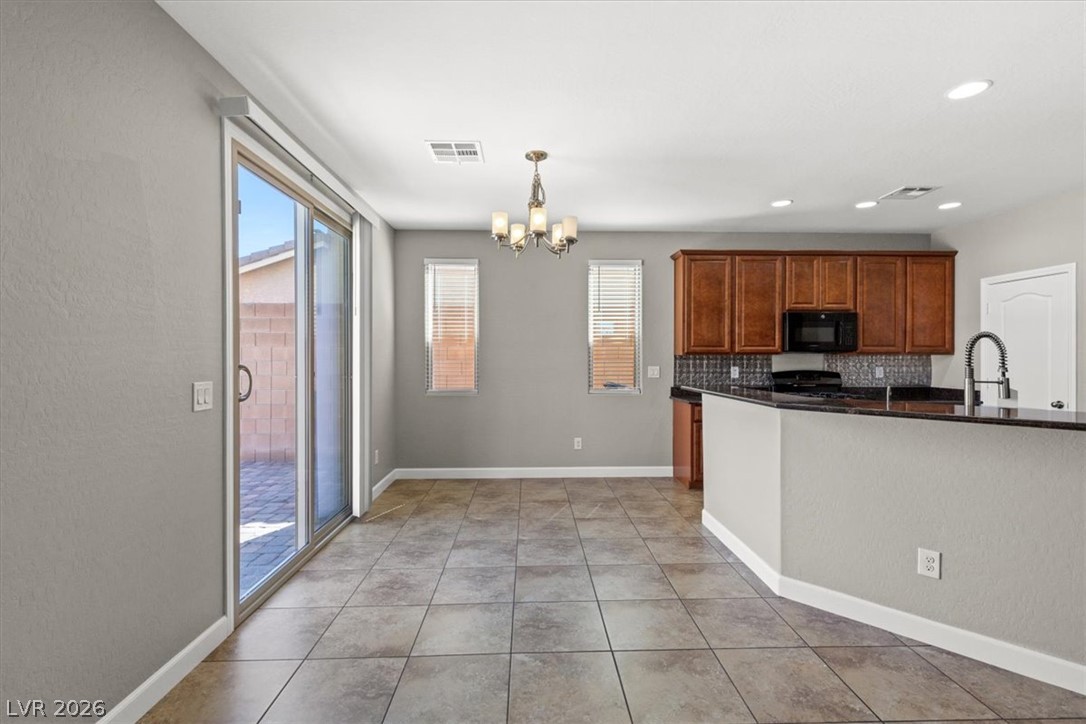 6472 Hamel Avenue Las Vegas NV 89122