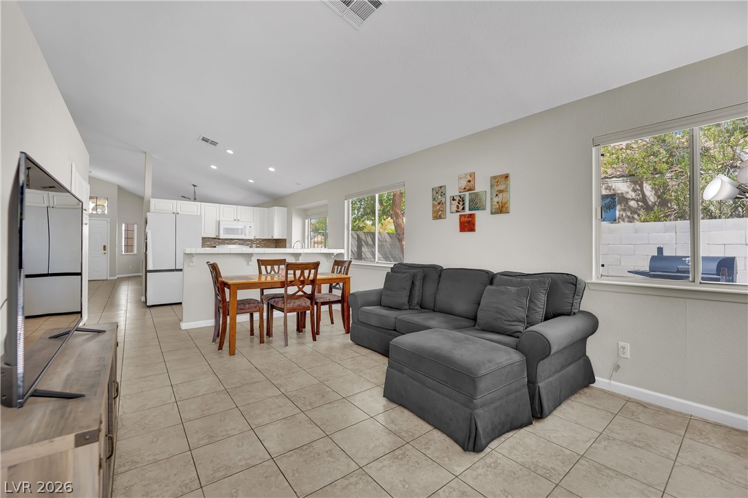 2124 Feather Bush Street Henderson NV 89074