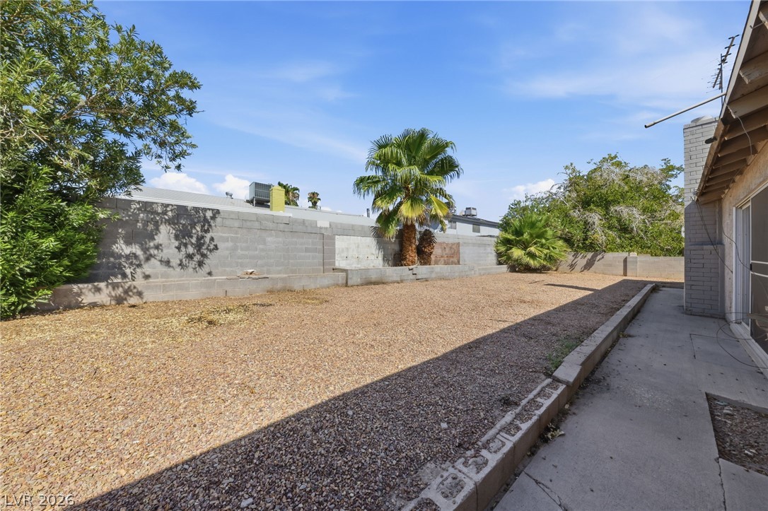 2749 Long Court Las Vegas NV 89121