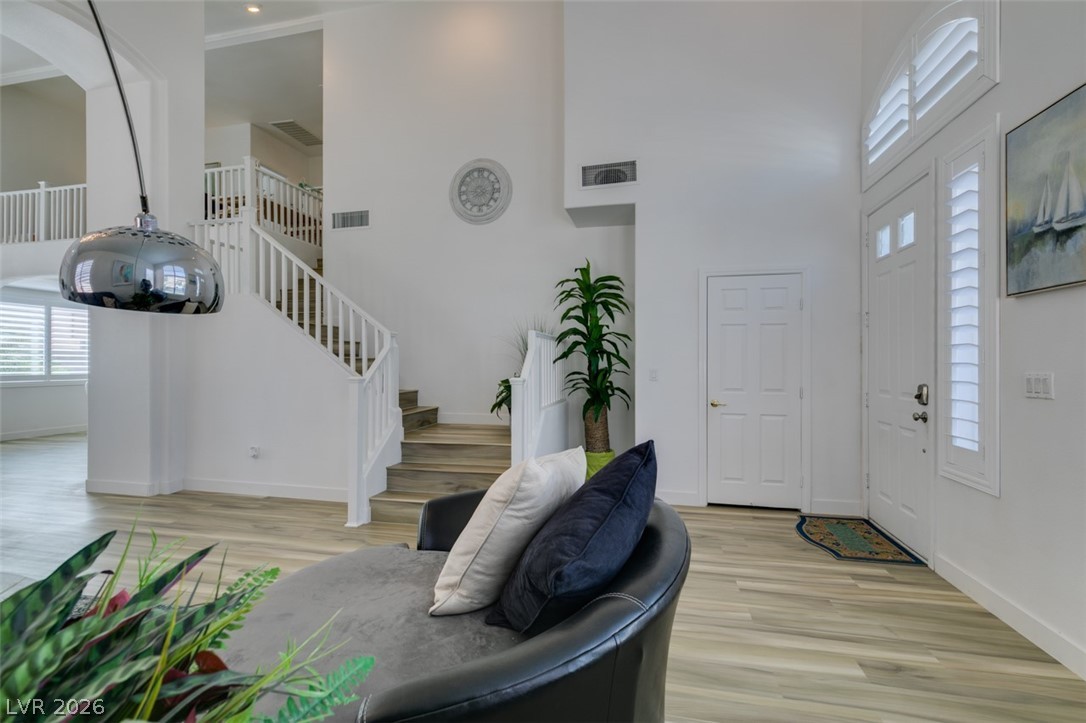 292 White Bluffs Street Las Vegas NV 89148