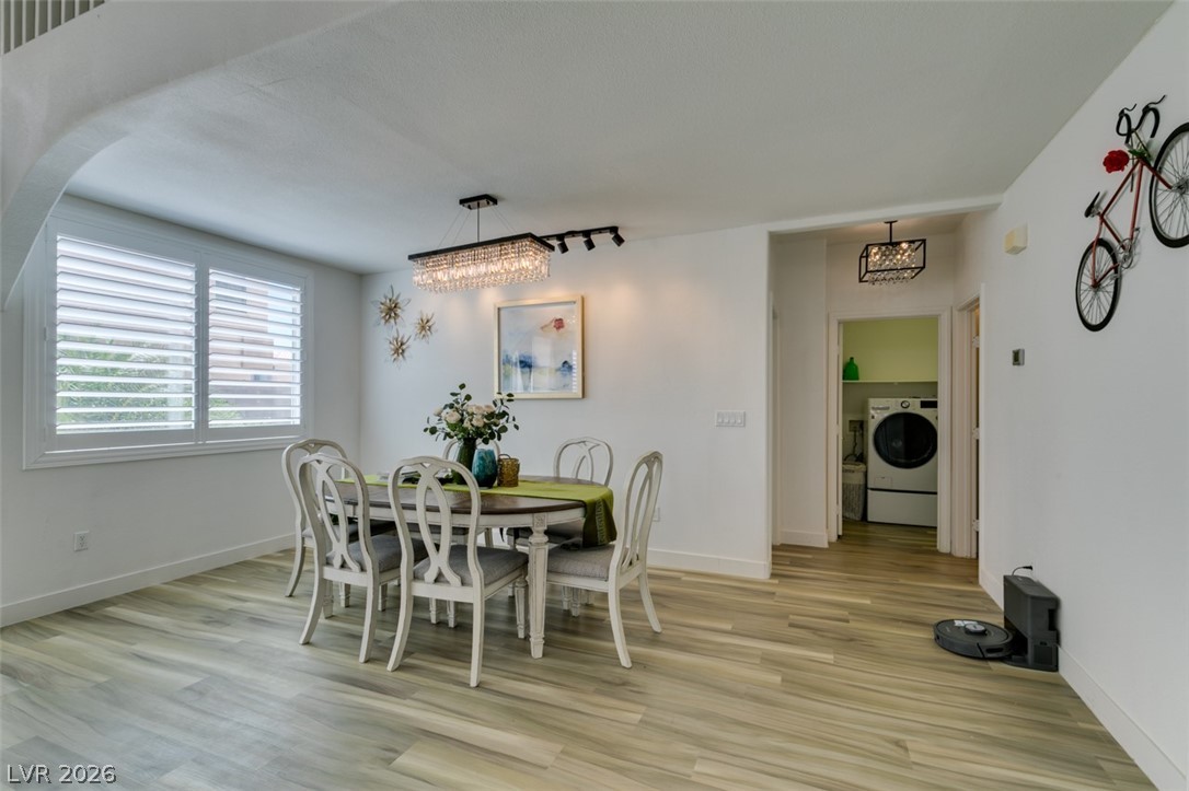 292 White Bluffs Street Las Vegas NV 89148