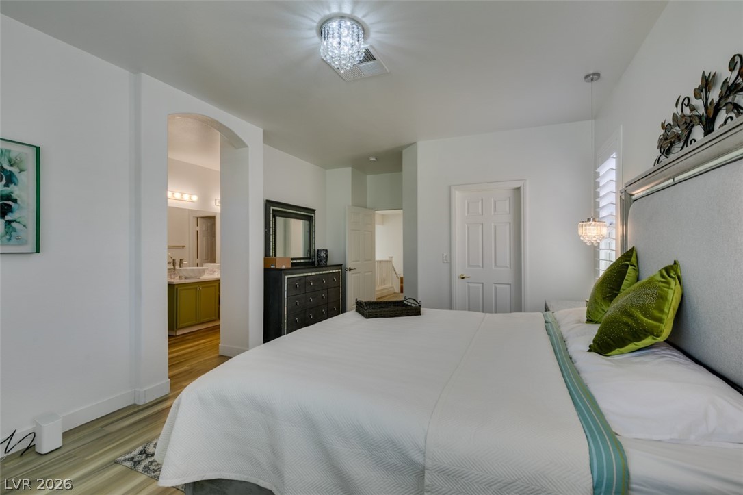 292 White Bluffs Street Las Vegas NV 89148