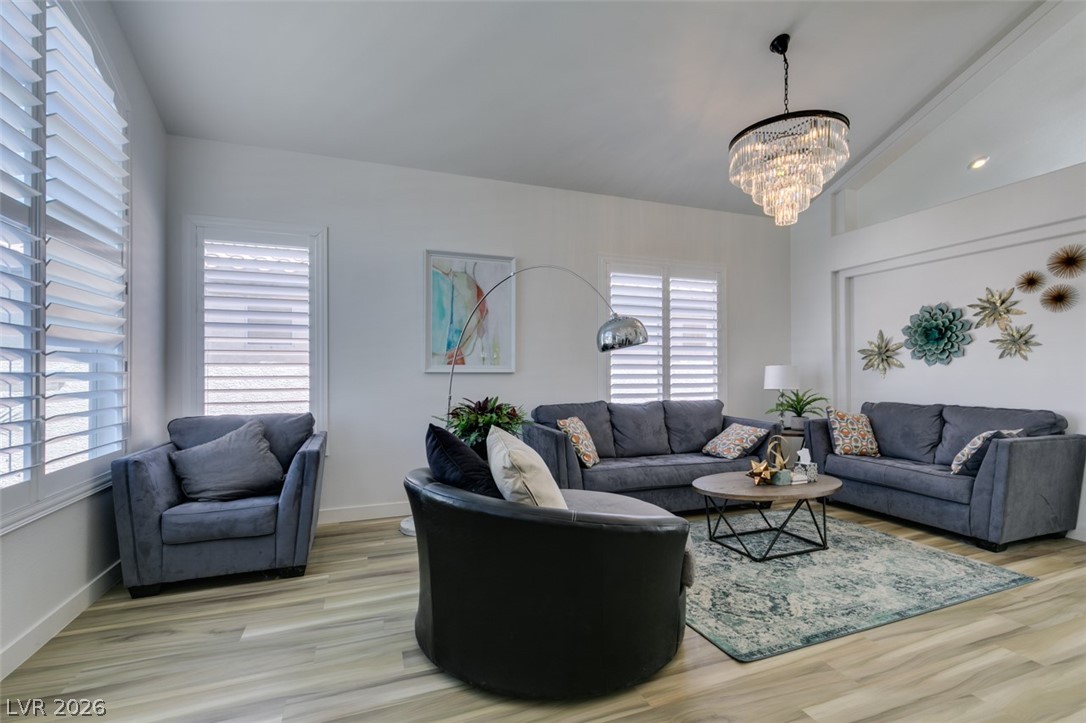 292 White Bluffs Street Las Vegas NV 89148
