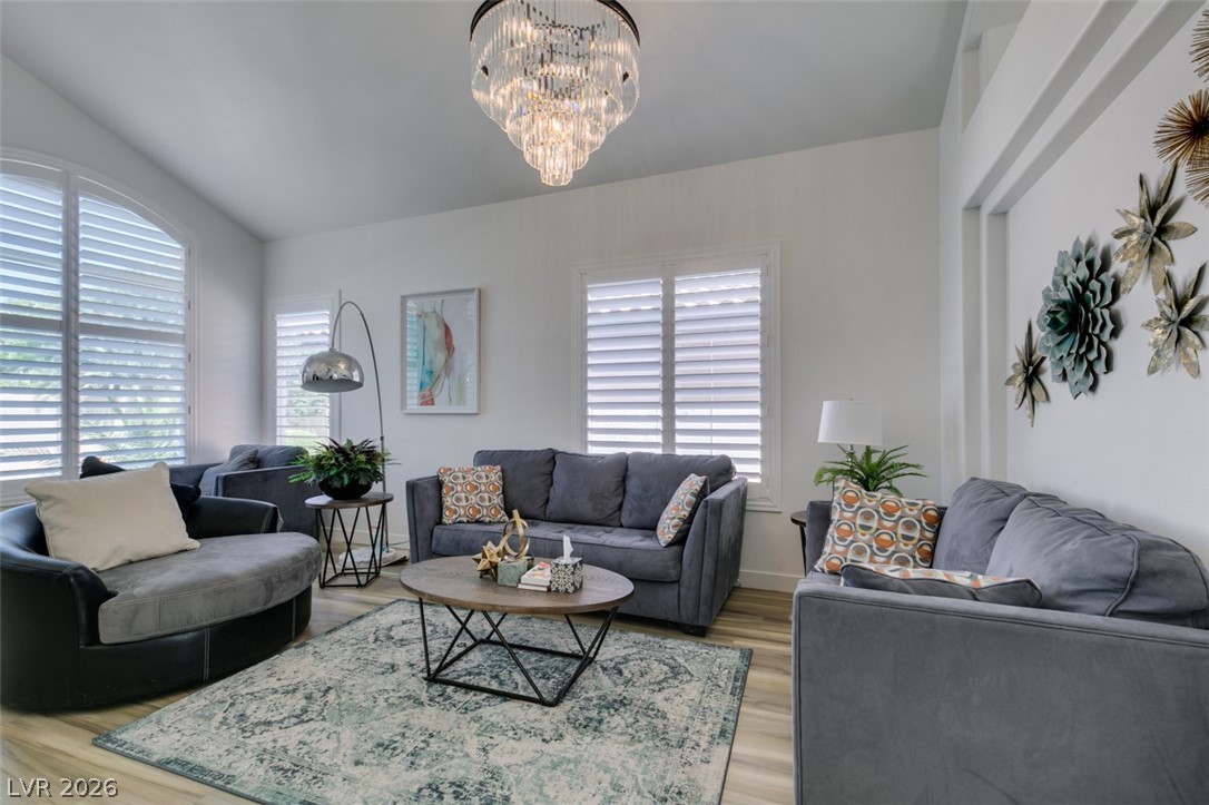 292 White Bluffs Street Las Vegas NV 89148