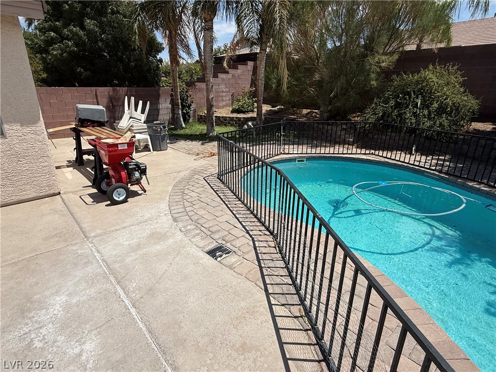 1081 Las Palmas Entrada Avenue Henderson NV 89012