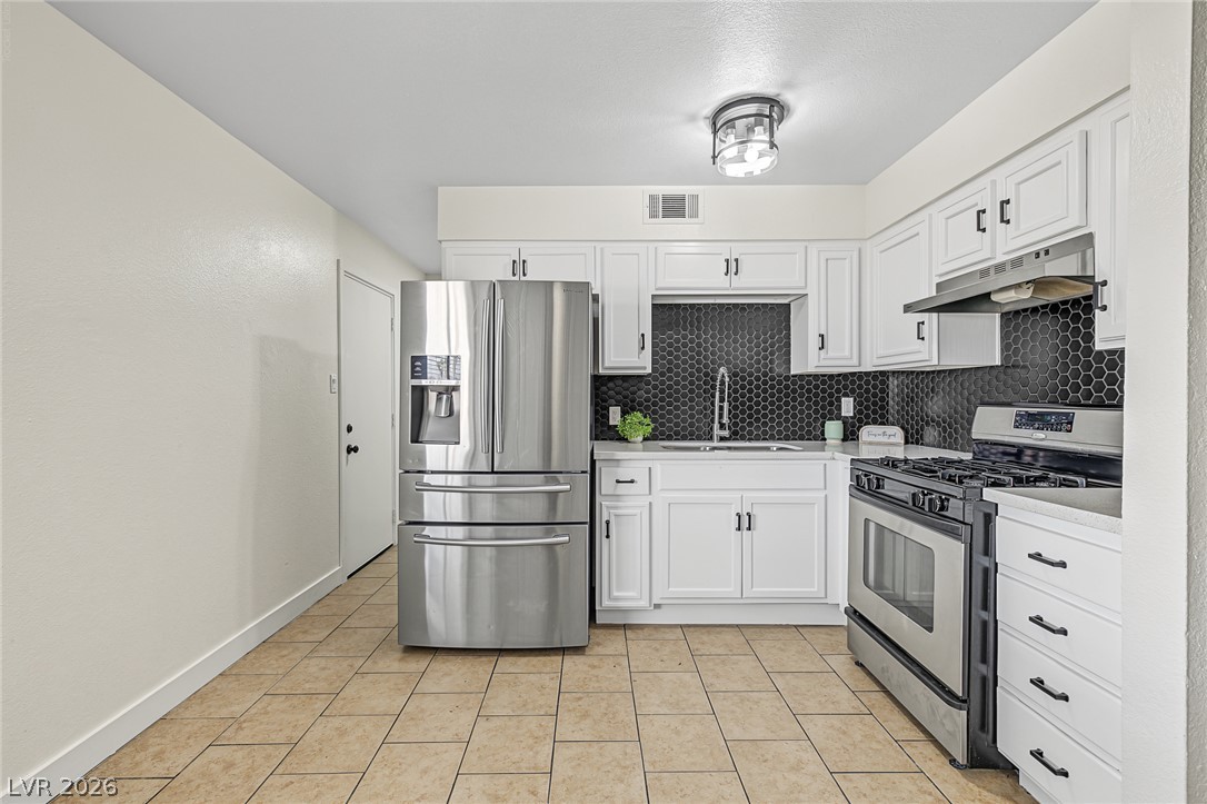 6100 Preston Circle Las Vegas NV 89107