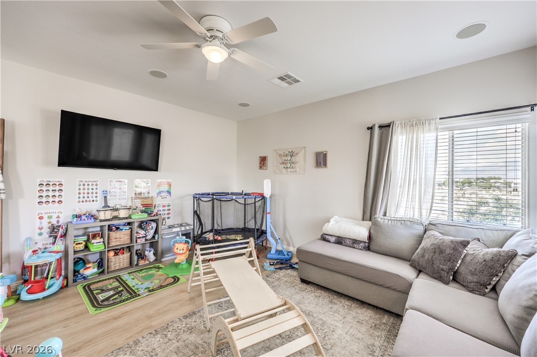 9432 Victory Garden Avenue Las Vegas NV 89149