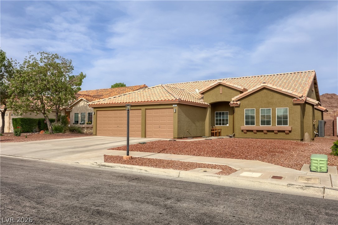 2462 Aladdin Lamp Street Henderson NV 89002