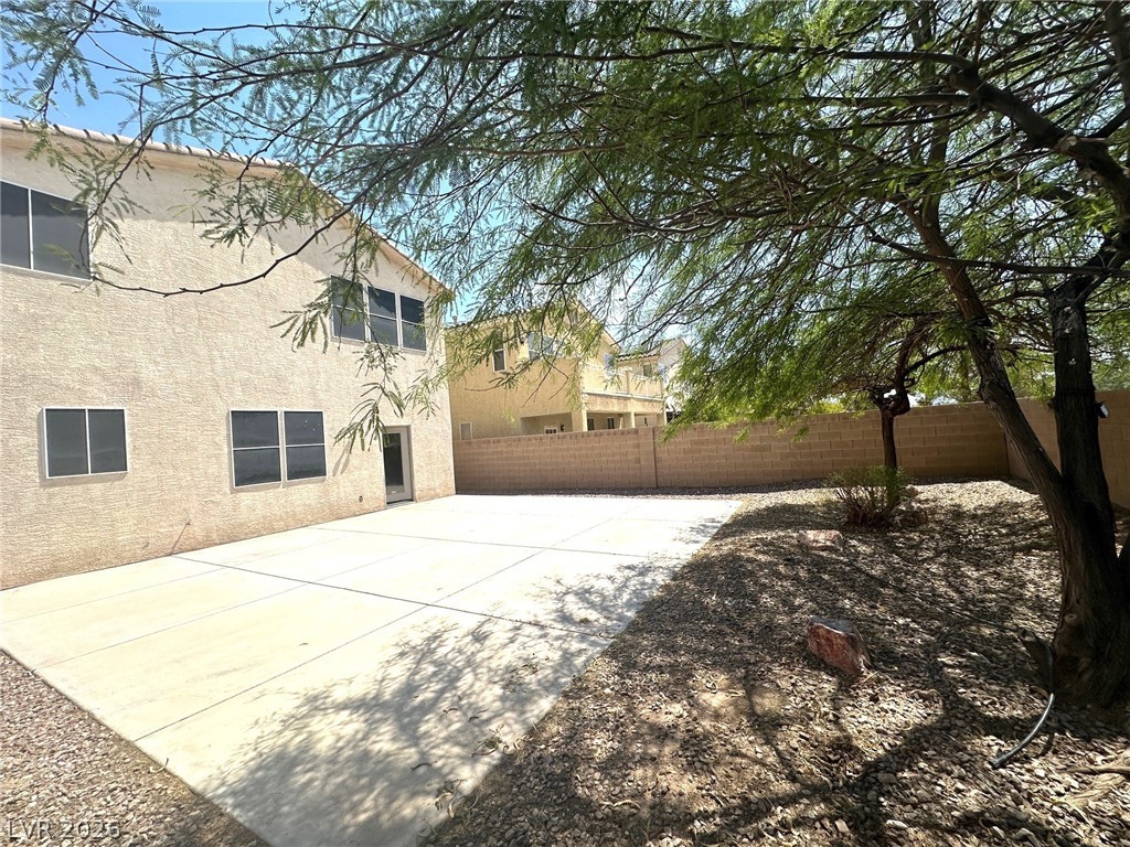 5007 Caprock Canyon Avenue Las Vegas NV 89139