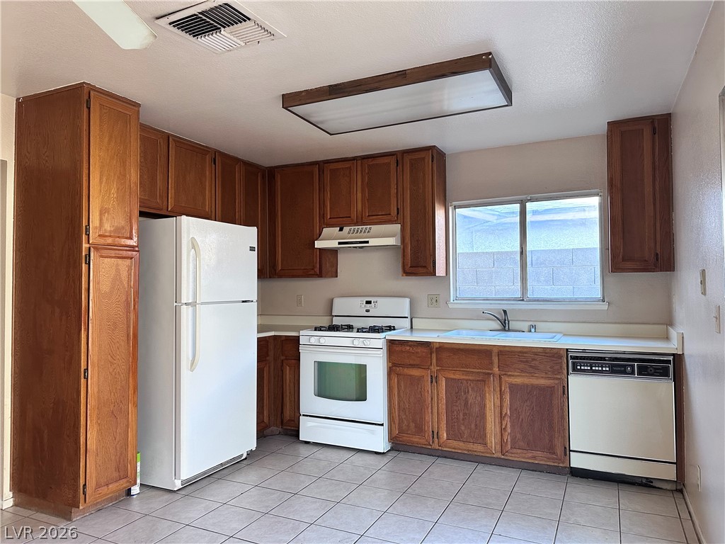 6641 Fredonia Drive Las Vegas NV 89108