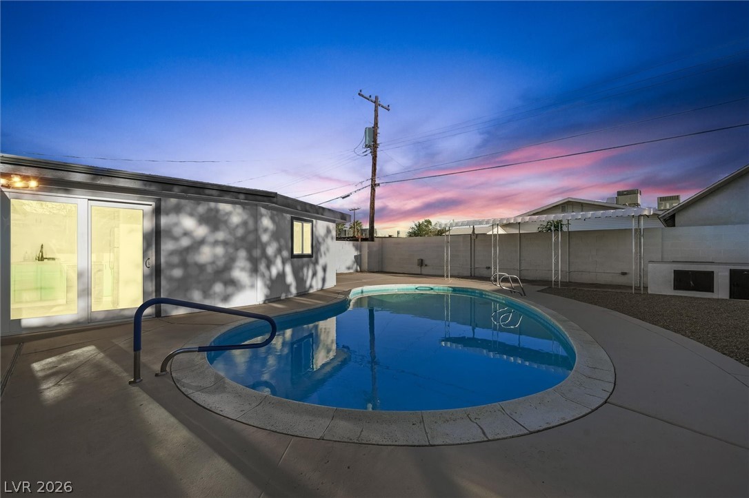 4315 Ridgedale Avenue Las Vegas NV 89121