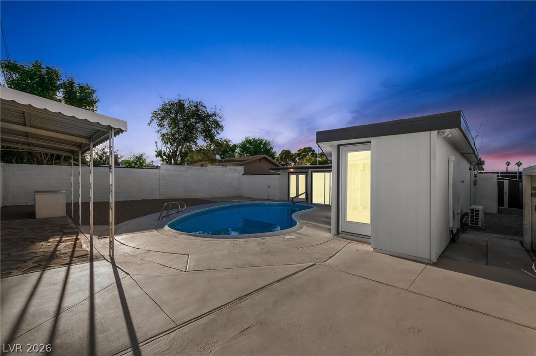 4315 Ridgedale Avenue Las Vegas NV 89121