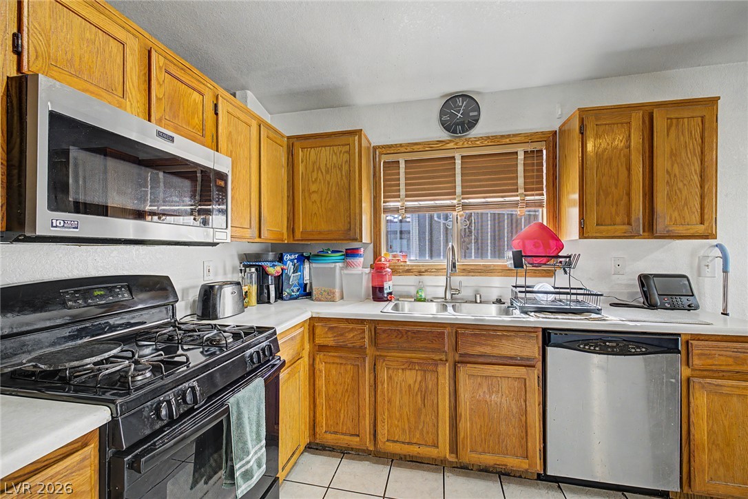 6352 Gold Canyon Drive Las Vegas NV 89156