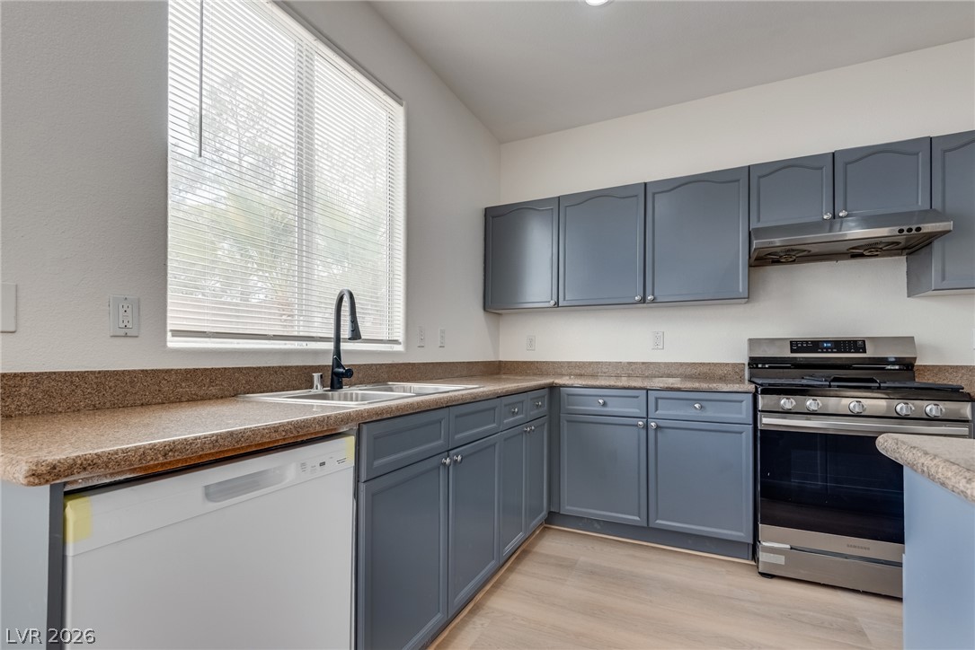 221 Lenape Heights Avenue Las Vegas NV 89148