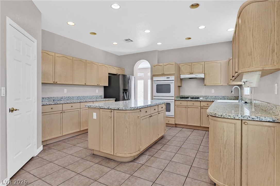 8828 La Manga Avenue Las Vegas NV 89147