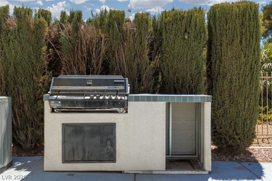 5305 Braemar Drive Las Vegas NV 89130